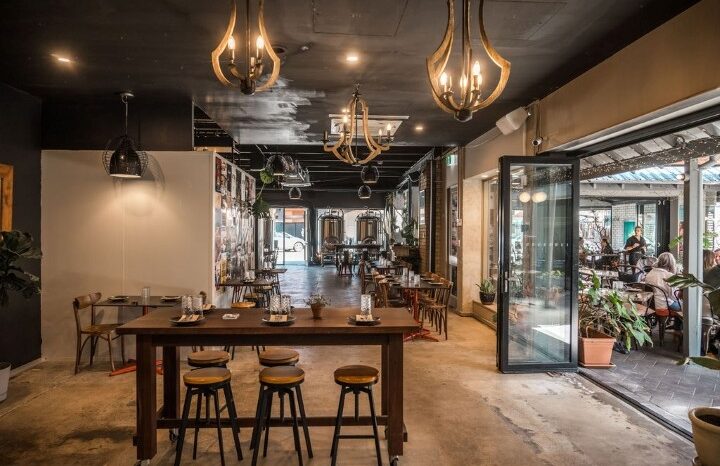 WELL-PRESENTED FREMANTLE VENUE WITH HIGH VALUE FIT-OUT full