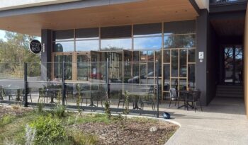 CLAREMONT TURN-KEY CAFE full