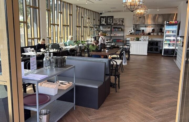 CLAREMONT TURN-KEY CAFE full