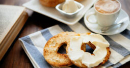A TURNKEY CAFÉ WITH STRONG LOCAL LOYALTY